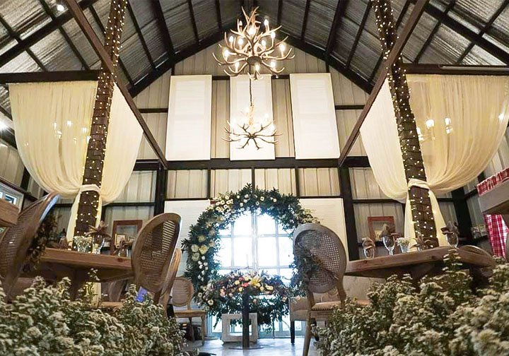 Intimate Tagaytay Weddings: Red Barn Tagaytay