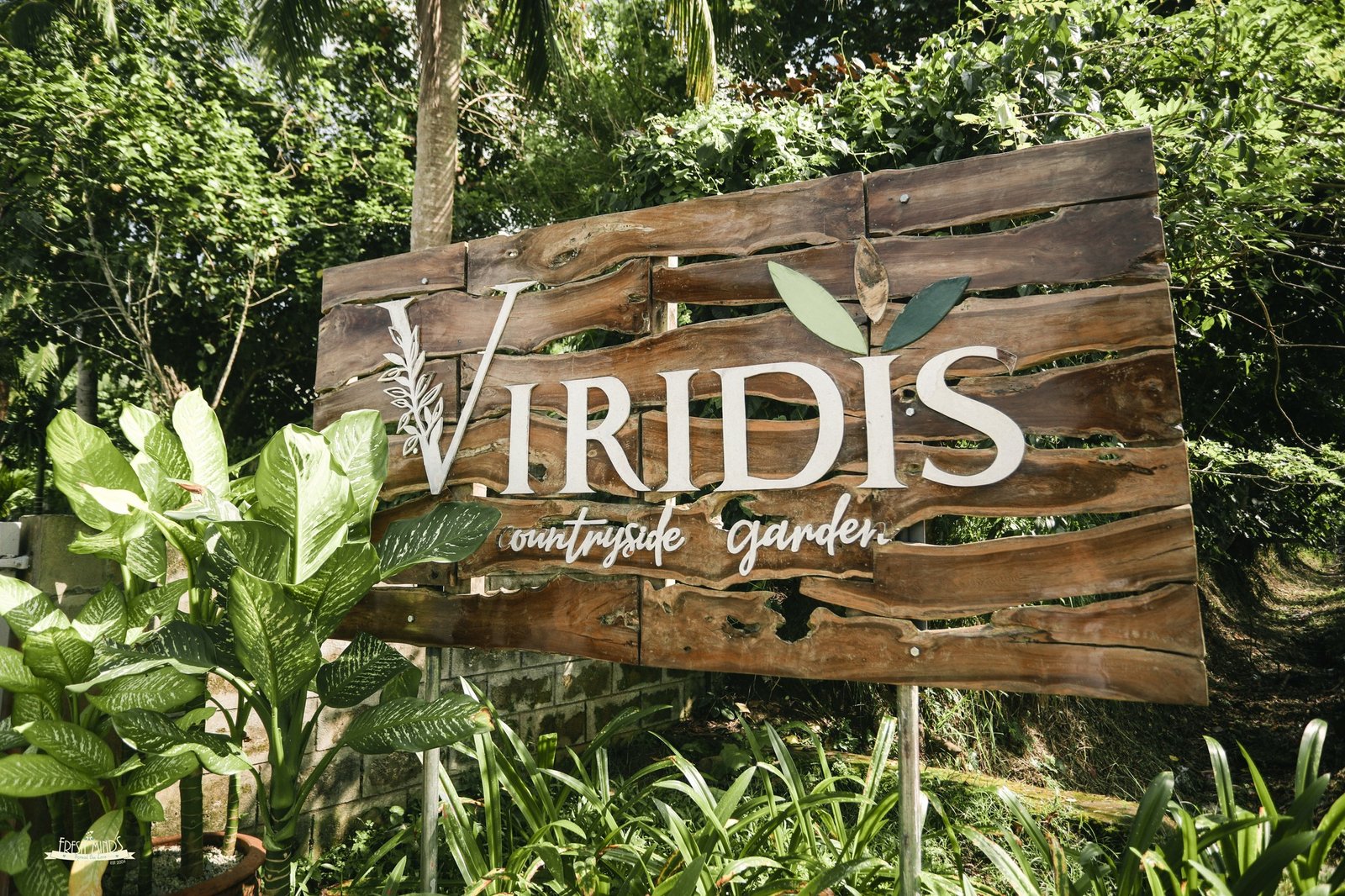 Viridis Countryside Garden